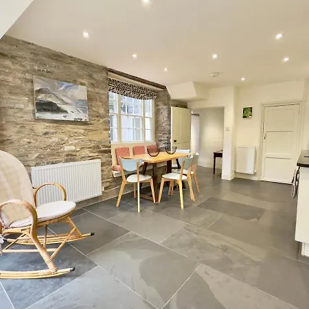 36 High Street Holiday home *